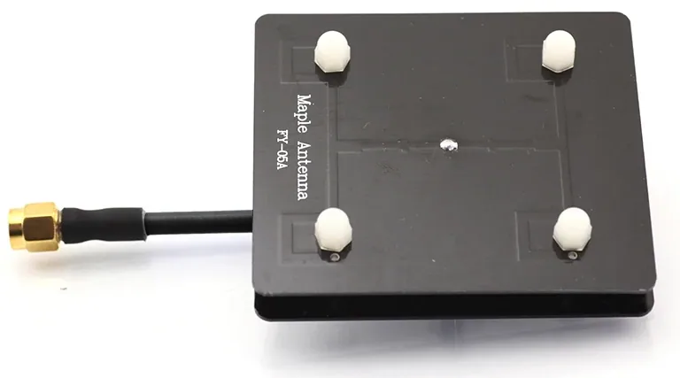 Product photo of the antenna.